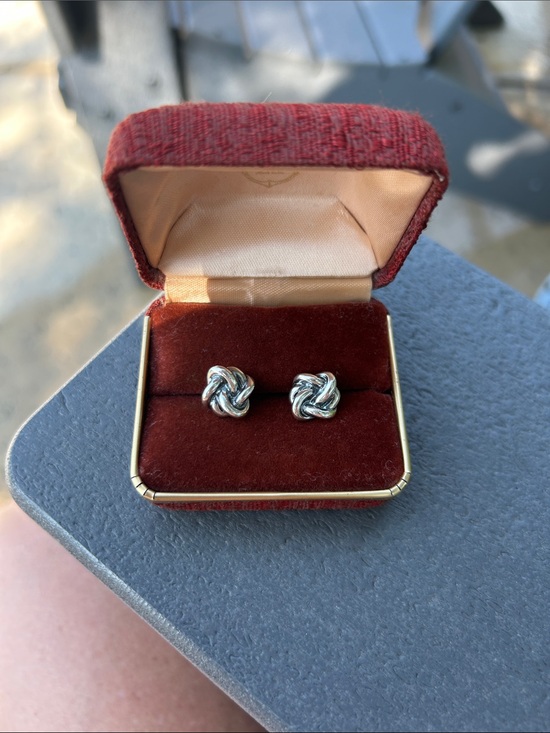 James Avery Jewelry - James Avery Silver Knot EARRINGS -RETIRED